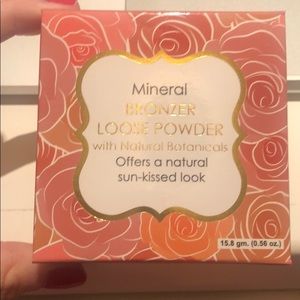 Rejuva Minerals Caribbean Shade Powder Bronzer